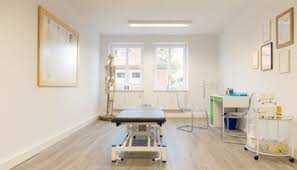 Wir haben jahrelange erfahrung mit akuten & chronischen schmerzen, rückenschmerzen herzlich willkommen in der praxis elbkind! Osteopathie Hamburg Mallok Heilpraktiker Praxis Heilpraktiker Alexander Mallok Heilpraktiker Alexander Mallok