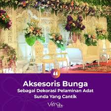 Selain itu aka nada bunga melati yang dibiarkan menjuntai seperti tirai serta bunga sedap malam yang berada di bagian atap akan menjadi. Facebook