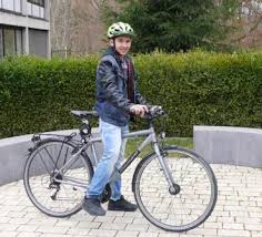 Sie sind auf der suche nach banken kirchheim unter teck und möchten sich über firmen und unternehmen informieren? Filstalexpress Cjd Kirchheim Teck Bw Bank Goppingen Spendet 500 Euro Fur Ein Praktikumsfahrrad Radsport Fischer Und Wagner Aus Kirchheim Teck Spenden Helm Und Schloss Dazu