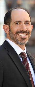 Paul Neuroth's Instagram, Twitter & Facebook