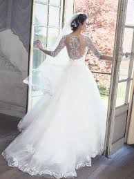 Kaufen sie die besten brautkleider 2021 online bei irenekleider.de. Das Sind Die Grossen Trends Der Aktuellen Brautmode Familie Kinder Senioren Schaumburger Nachrichten