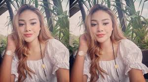 Aurel hermansyah kini telah tumbuh sebagai gadis remaja yang cantik dan mempesona. Rumored To Have Been Broken Aurel Hermansyah Almost Cried Confiding In Ashanty About This Touched On The Family S Blessing Netral News