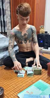 Kha Báº£nh Vá»›i 3 Hinh XÄƒm Kno ÔaÉ´n Nháº¥t Trong Giá»›i Pháº£i Mau Máº·t Láº¯m Má»›i Dam XÄƒm 89media