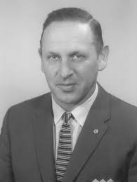 Obituary of Gordon Robertson