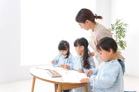 See full list on descopera.ro De Ce Este Eficient Sistemul De InvÄƒÈ›Äƒmant Din Japonia 6 Reguli Din È™colile Japoneze Mama È™i Copilul Copii Eva Ro