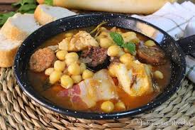 La gente sueña muy a menudo con cocinas y cocinar. Menudo Andaluz Receta Completa Cocina