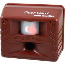Want to drive them out of your yard? Bird X Deer Gard Deer Animal Electronic Ultrasonic Repeller 4000 Square Feet Dg At Tractor Supply Co