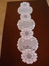 Caminho De Mesa Branco De Croche Naperon Caminho De Mesa Em Crochet Branco Com Flores Padroes De Croche Doily Carrinhos De Croche Decoracao De Croche