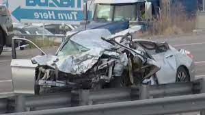 Texting or talking on a cell phone; I 10 East Completely Closed Between Artcraft Mesa Due To Multi Vehicle Crash