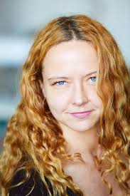 Amanda Riedel's Instagram, Twitter & Facebook