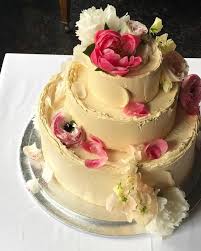 Kensington palace also shared a video of claire ptak assembling the lemon elderflower cake, just one day before prince harry and meghan markle's wedding. Meghan And Harry Have Good Taste In Wedding Cake Eater