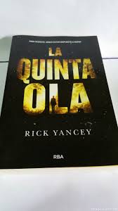 Fue publicada el 7 de mayo de 2013 por la editorial penguin group. Libro La Quinta Ola De Rick Yancey 2013 Comprar Libros Sin Clasificar En Todocoleccion 224287930