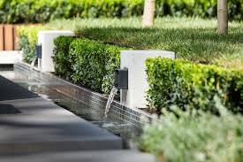 Garten Und Landschaftsbau Spannendes Projekt Aus Australien Garten Landschaftsbau Moderner Garten Modernes Wasser Feature