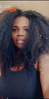 Mais cansada que o pente da Maria Betânia .....🤪🤪🤪🤪🤪