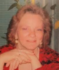 Adelle Sanders's Instagram, Twitter & Facebook