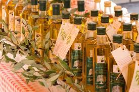 Olive Oil In The French Riviera France Amoilafrance Com Huile D Olive C Crt Riviera Cote D Azur Robert Palomba