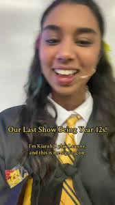 last show! 💛💛💛 || @Ebony @nicholas @ǝǝlʎɥɹ @e l l a @tina @scarlet ...