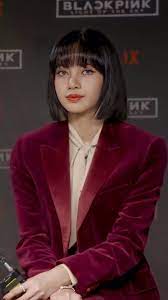 Lisa Pics On Twitter In 2020 Blackpink Fashion Fashion Lisa Blackpink Wallpaper