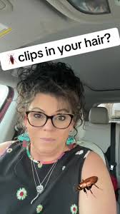 How to Wear Roaches Clip