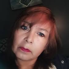 Beverly Fox (@beverly.fox)