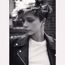Pin On Hair Style
