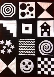 Black And White Images For Babies To Look At Image Result For Look Look Peter Linenthal Tapis Eveil Patrons De Patchwork Tapis Noir Et Blanc