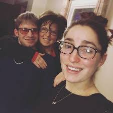 Janice Foot's Instagram, Twitter & Facebook