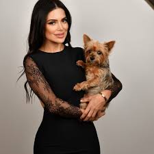 Meet 𝐊𝐲𝐥𝐞𝐞 𝐂𝐚𝐬𝐭𝐢𝐥𝐥𝐨 FNP