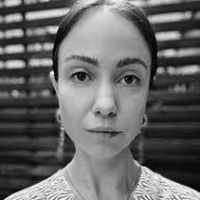 Dana Sewell's Instagram, Twitter & Facebook