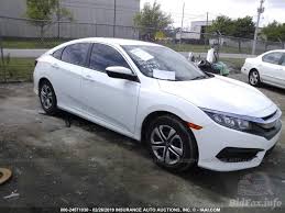In touring trim, it could easily wear a premium label. Honda Civic Lx 2016 White 2 0l Vin 19xfc2f51ge062119 Free Car History