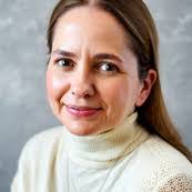 Carrie Chenault's Instagram, Twitter & Facebook