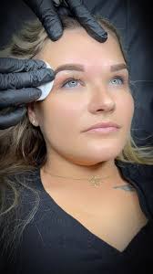 Once healed , the brows gets lighter and softer . Results are still natural  , as requested always 🤝 Used @monicaivani.mybrows pigments as usual 👌  #brows #eyebrows #makeupartist #makeupartist #montrealmakeupartist  #eyebrowsonfleek #permanentmakeup #