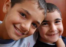 PORQUE SOMOS HERMANOS