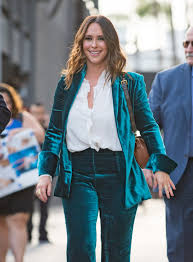 Check out my brand new instagram account here @jenniferlovehewitt brand new posts, would love if you follow and like me! Jennifer Love Hewitt Says Journalists Used To Straight Up Ask Her About Her Breasts Glamour