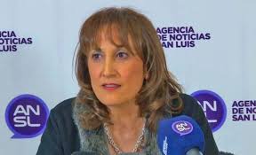 El Gobernador tomó juramento a los nuevos secretarios y jefes de programa