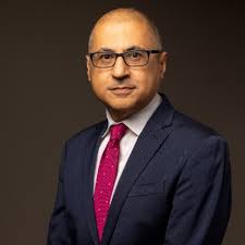 I'm delighted that Matthew Bonds, a Rohani lab alum, has been recognized  with UGA's Alumni of Distinction Award. He continues to do something very  difficult and hugely inspiring: developing theory…