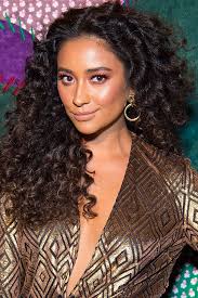 Kim is a classically trained singer and starred as luisa in the fantasticks at the snapple theatre center on broadway. 30 Curly Hairstyles And Haircuts We Love Best Hairstyle Ideas For Curly Hair
