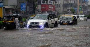 Light rain showers and a moderate breeze. Mumbai Rains Live Update Heavy Rains Return To Mumbai Thane Badlapur And Kalyan To Continue For Next 2 3 Hours Skymet Weather Services