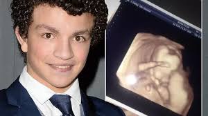 Coronation Street's Alex Bain who plays Simon Barlow becomes a dad at 17