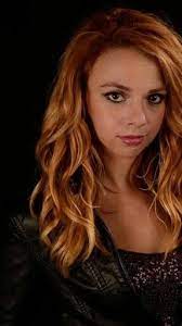 Samantha Fish Female Guitarist Women Of Rock Beauty