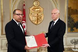 Il est chef du gouvernement depuis le 2 septembre 2020 et occupe le poste de ministre de l'intérieur de février à septembre 2020 puis à titre intérimaire depuis janvier 2021 Ù‡Ø´Ø§Ù… Ø§Ù„Ù…Ø´ÙŠØ´ÙŠ Ø±Ø¦ÙŠØ³ ÙˆØ²Ø±Ø§Ø¡ ØªÙˆÙ†Ø³ Ø§Ù„Ù…ÙƒÙ„Ù Ø§Ø®ØªÙŠØ§Ø± Ø®Ø§Ø±Ø¬ Ø§Ù„ØªØ±Ø´ÙŠØ­Ø§Øª Ø¹Ø§Ù„Ù… ÙˆØ§Ø­Ø¯ Ø§Ù„Ø¹Ø±Ø¨ Ø§Ù„Ø¨ÙŠØ§Ù†