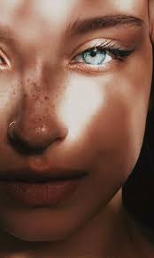 Wunderschones Madchen Mit Hellblauen Augen Augen Hellblauen Madchen Mit Beautiful Girl With Light Blue Ey In 2020 Aesthetic Eyes Light Blue Eyes Eye Photography