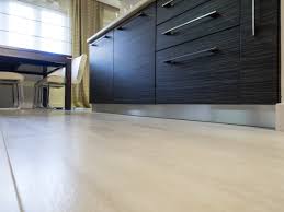 what is the best kitchen floor material
