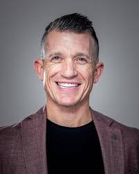 Stacy Roche's Instagram, Twitter & Facebook