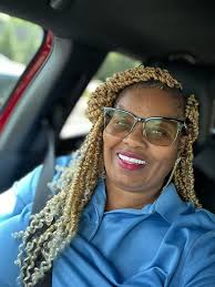 Hi all! I just wanted to introduce myself and share a photo that I took I'm  not very good at taking selfies and I need a bit of a trim