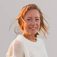 Suzanne Hedges's Instagram, Twitter & Facebook