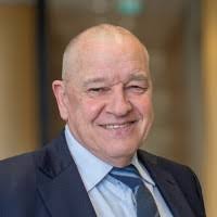 2400+ "Reding" profiles