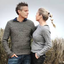 Mon tricot facile le petit pull de la loose.découvrez un modèle de tricot pour bébé que j'ai baptisé.une excuse pour vous présenter mon pull.découvrez un modèle d'écharpe pour homme réalisé. Evo His Un Pull Pour Nos Hommes Patron De Tricot