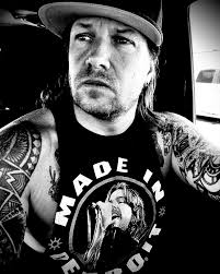 Donnie Herronen (@djdonnied) • Instagram photos and videos