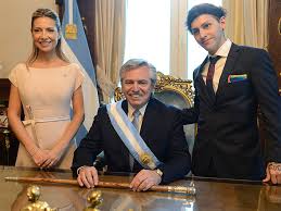 La Primera Foto De Alberto Fernandez En El Sillon De Rivadavia Diario El Ciudadano Y La Region